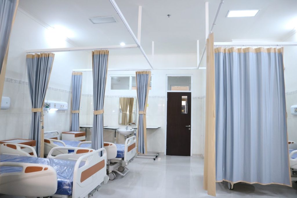 La espera sin noticias: por qué los hospitales ya usan apps para tranquilizar a las familias